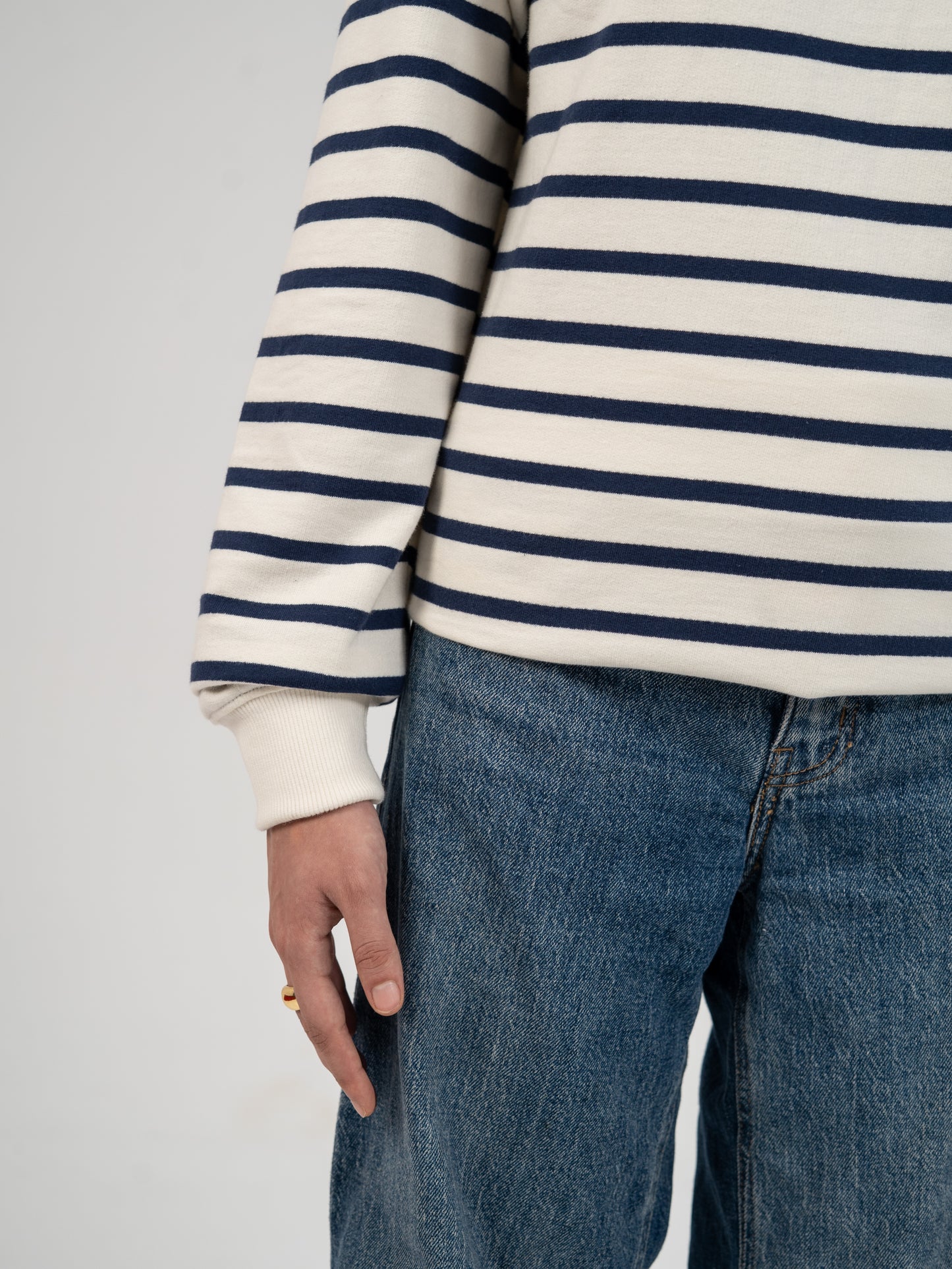 STRIPED SWEATSHIRT - UNISEX